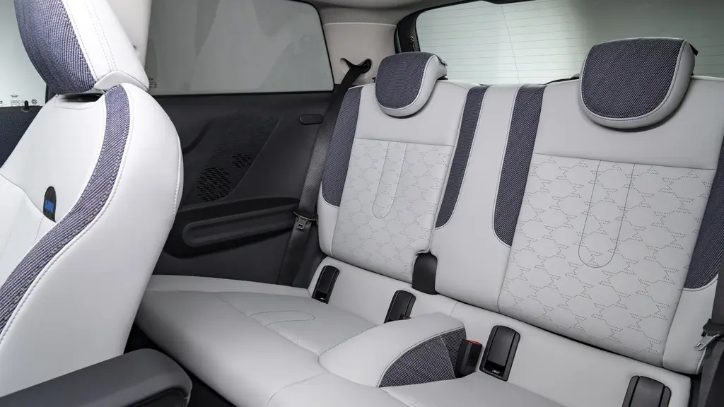 MINI Cooper 135kW E Sport Level 2 41kWh 3dr Auto